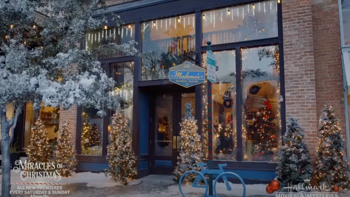 Snowy shop in Downtown Provo