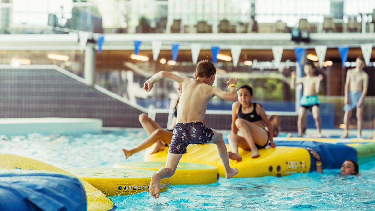 Hinderløype i vann, Aquarama