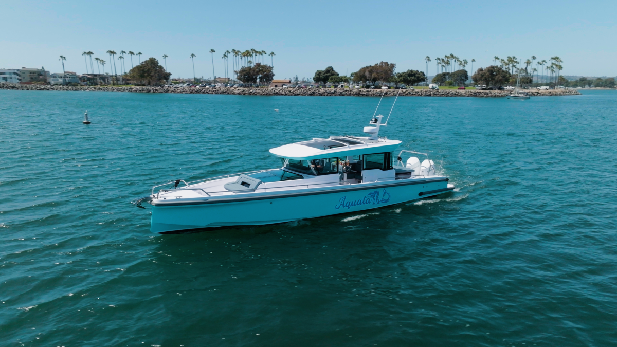 Luxury Boat Rental San Diego