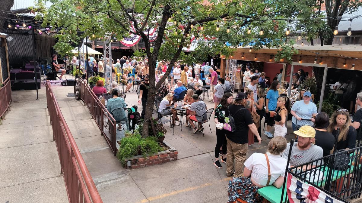A crowd gathers to enjoy Orie's Garlic Fest