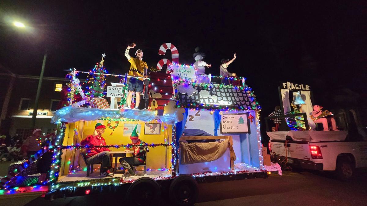 Williamsburg Christmas Parade