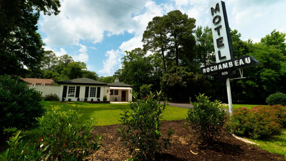 Rochambeau Roadside Inn