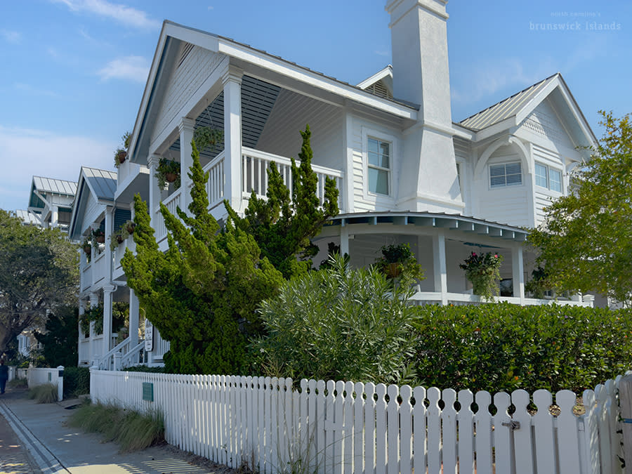 facade of the inn at bald head island