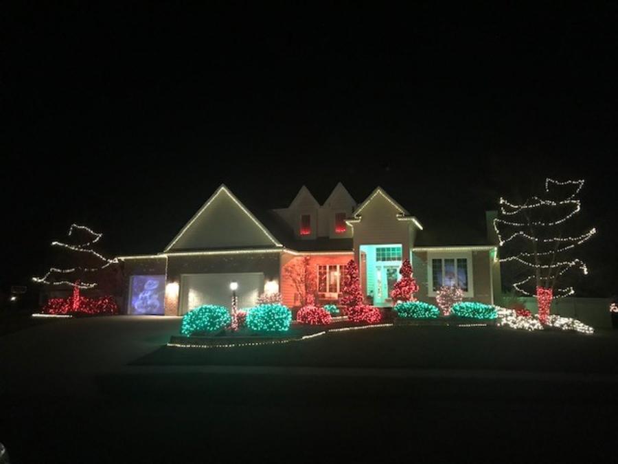 2011 Shore Oaks Pass Christmas Lights Display em Fort Wayne, Indiana