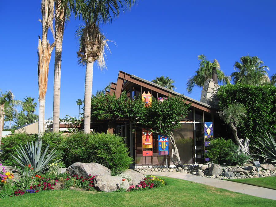 Triangle Inn