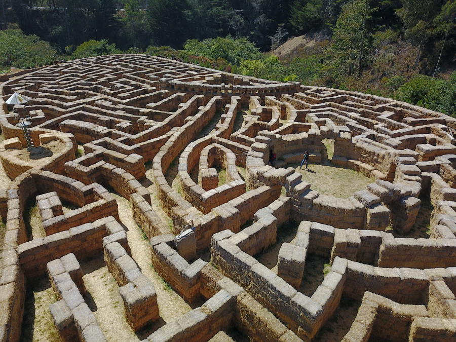 Arata Pumpkin Farm Hay Maze