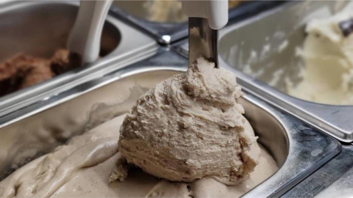 a serving of gelato being scooped