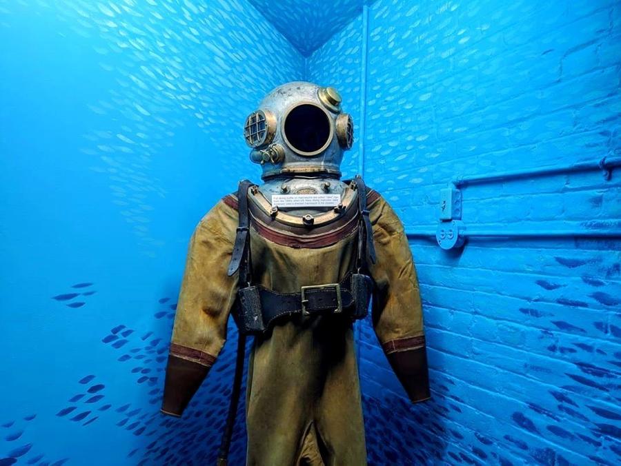 Old school scuba diver equipment at Marquette Maritime Museum