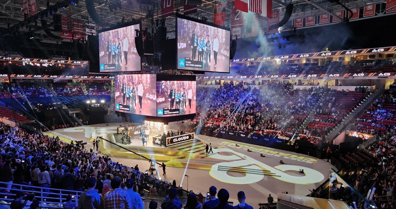 LCS Championship to take place in front of live audience in Newark