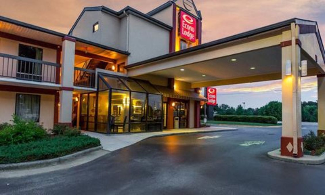 Econo Lodge South