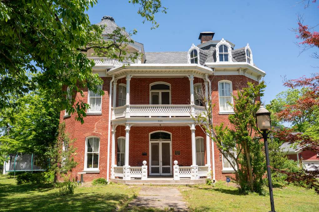 Elliott House