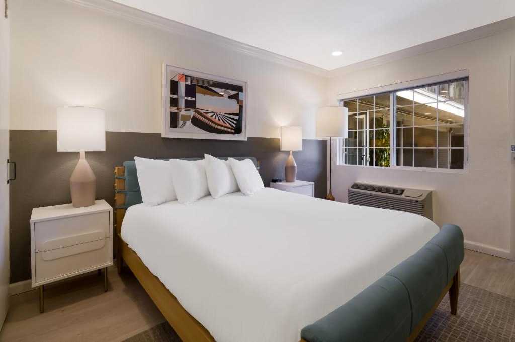 Signature Inn Berkeley Oakland