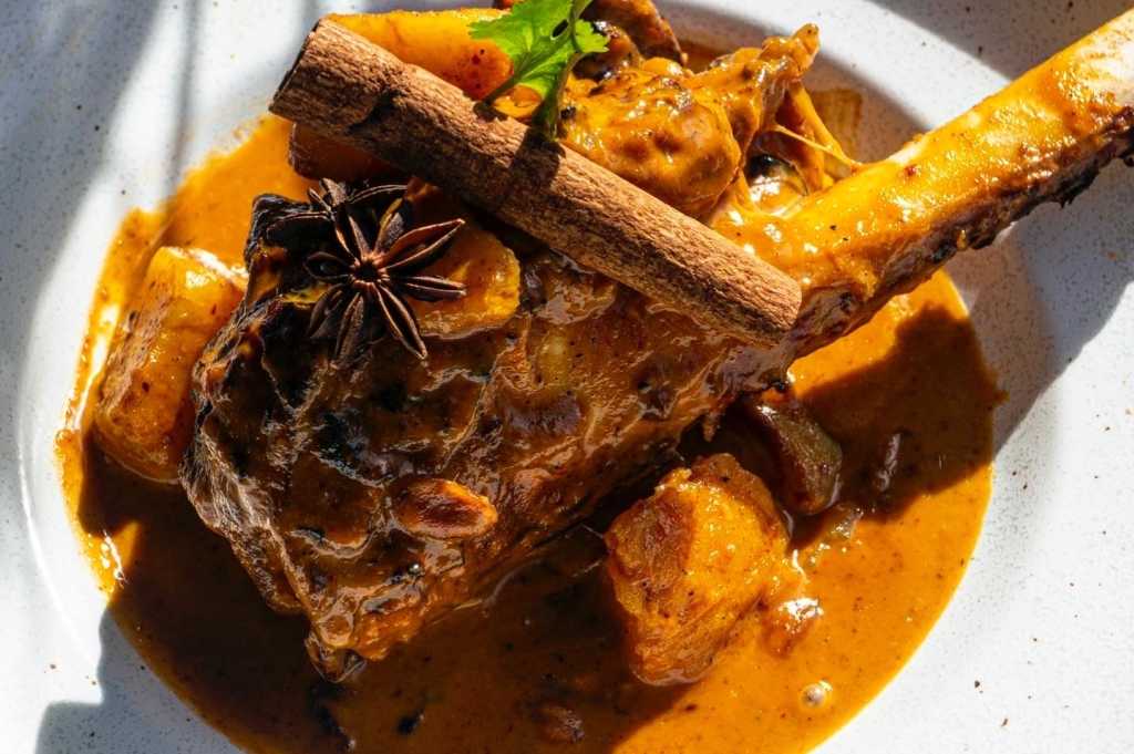 A0B8BA0A-8642-4A8F-8DE4-88E81FDC536B 2 - Pintoh Oakland