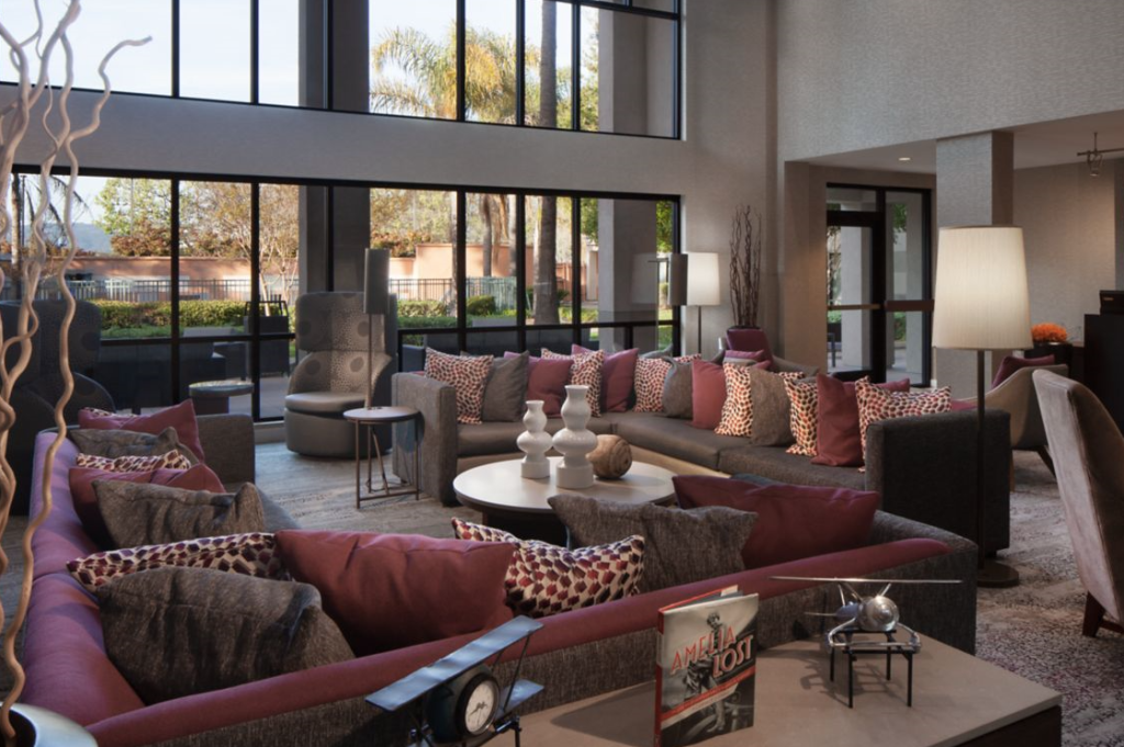Courtyard by Marriott Oakland Airport