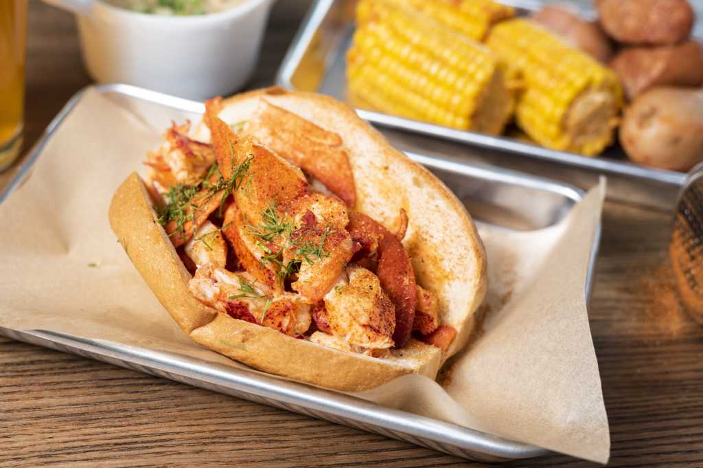 Lobster Roll 3 - Jordan Giang