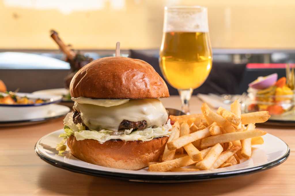 Monk_s Kettle Oakland_ Burger 1 - Nat Cutler