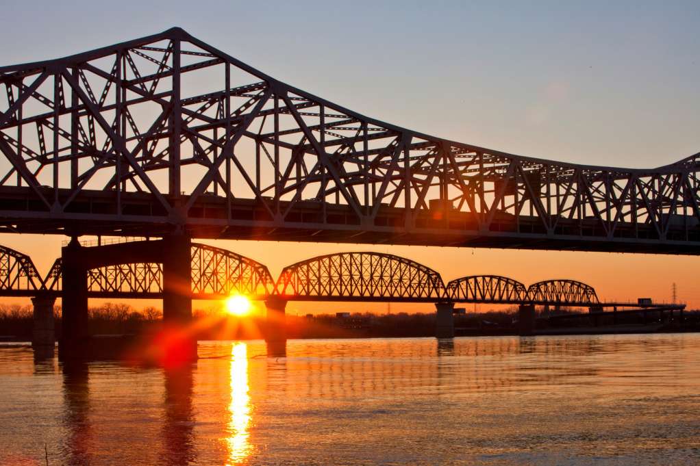 ϾKennedy Bridge at sunset}}