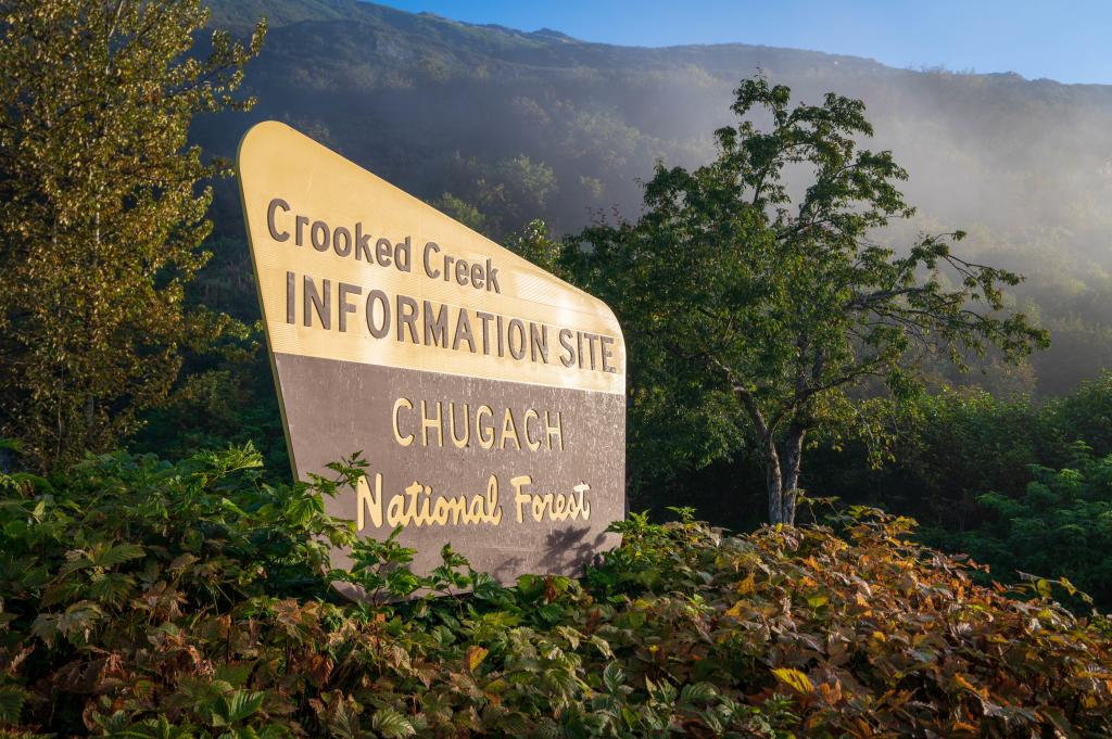 Crooked Creek Sign