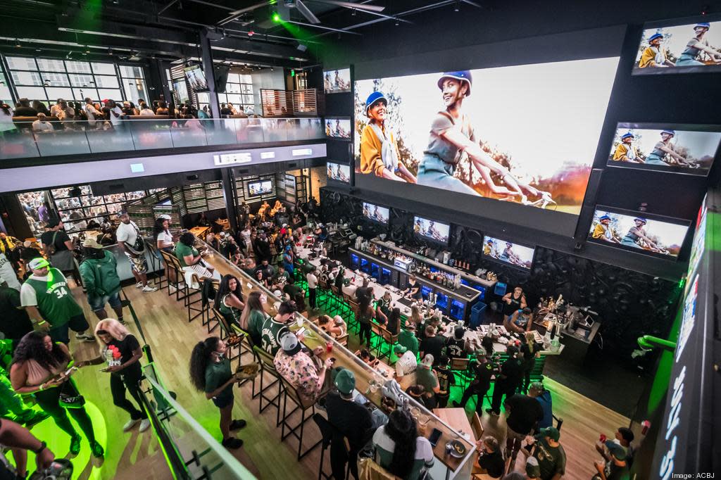 Tom's Watch Bar