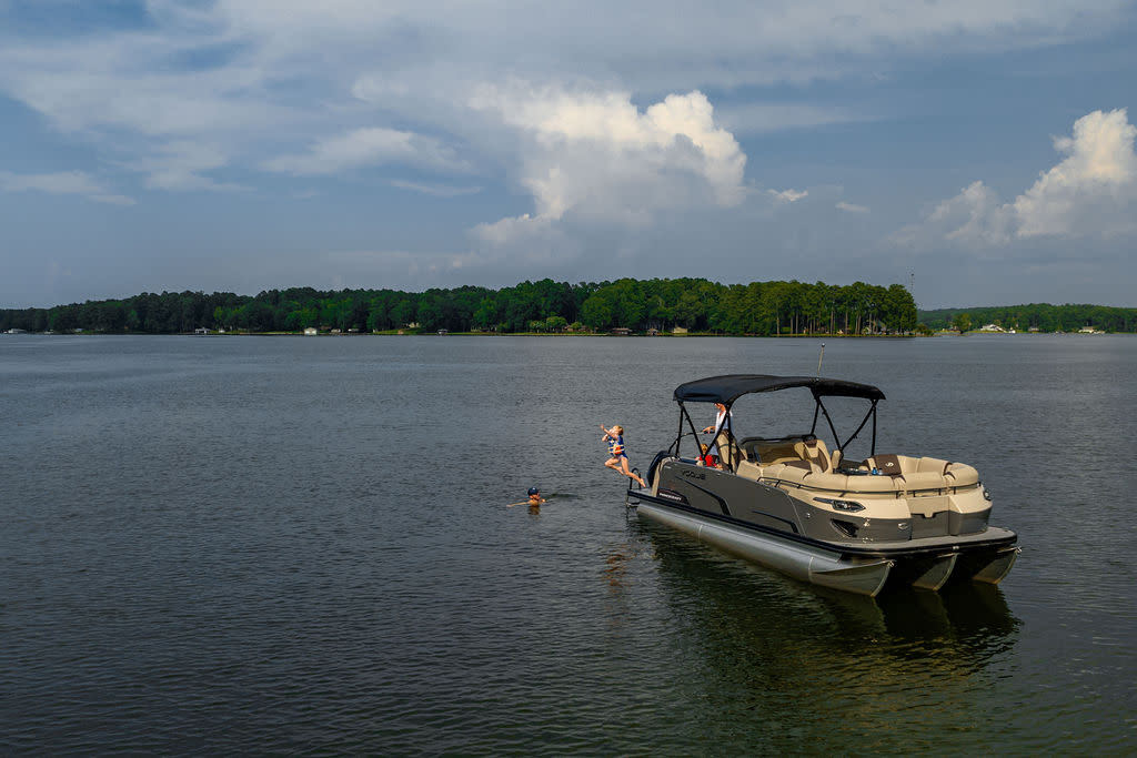 Kids Jumping into Lake Sinclair