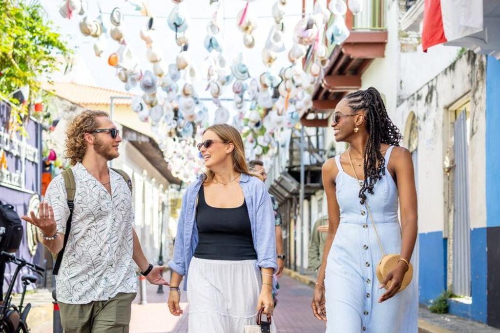 Shopping at Casco Antiguo, Panama City, Panamá