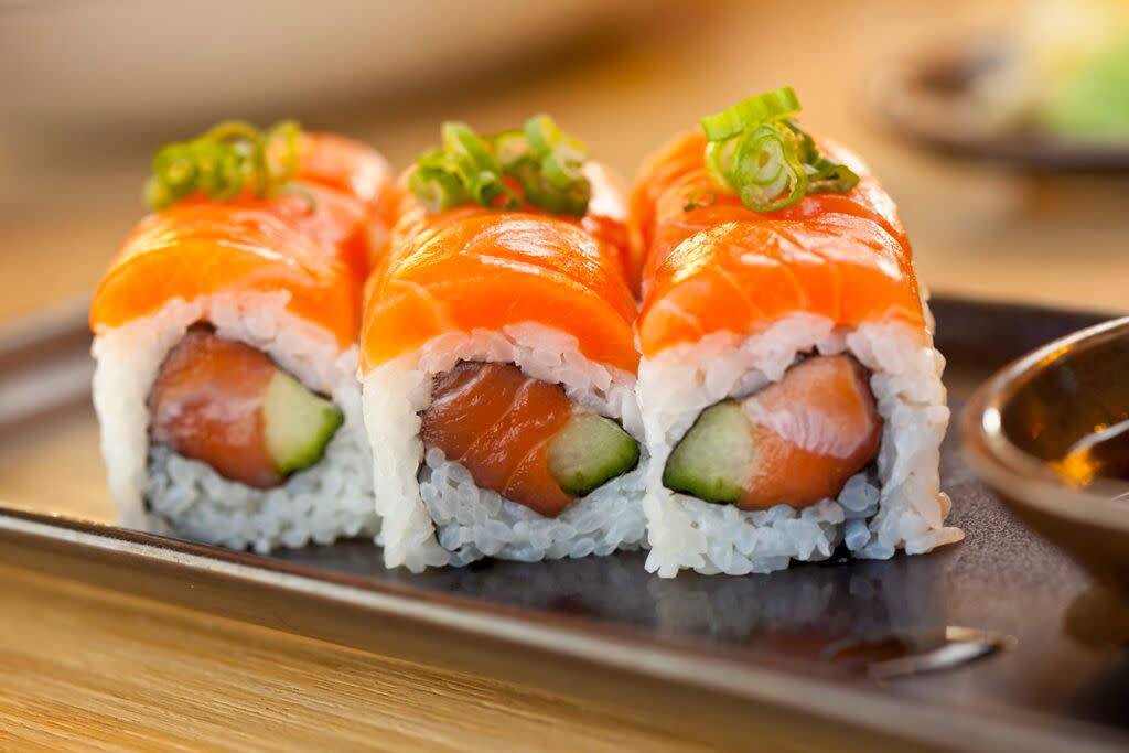 Mikuni Sushi Fresh Roll