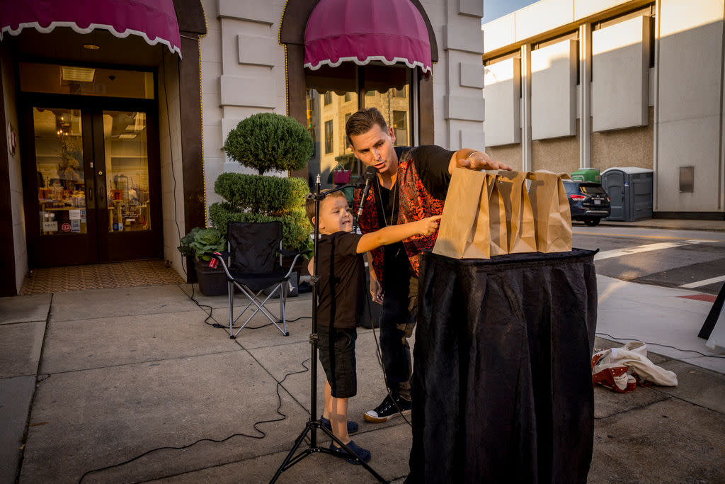 Magician at Buskers' Bash in Downtown Salisbury