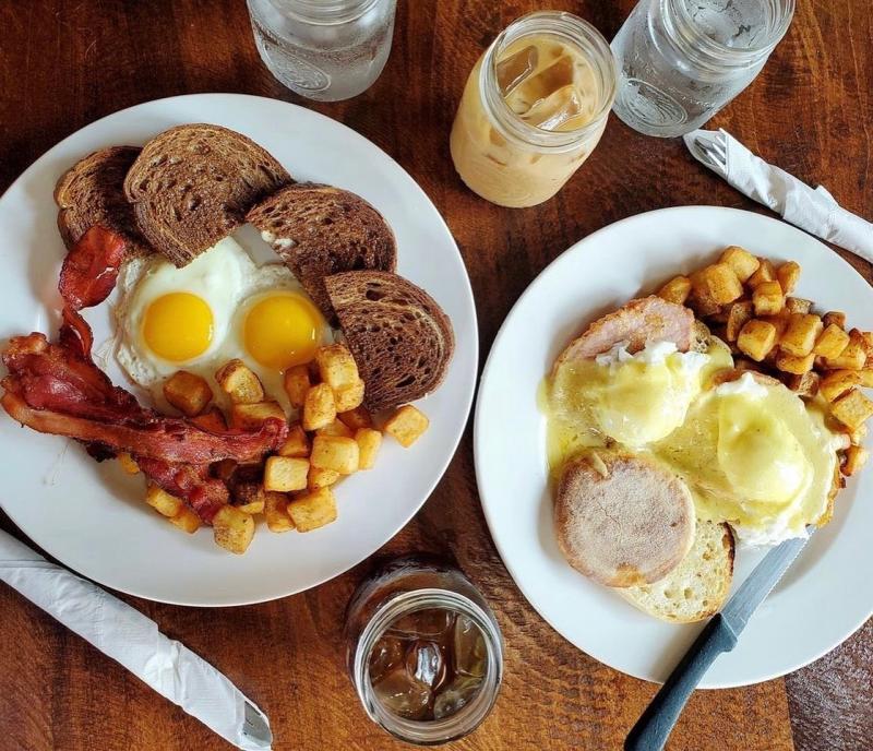 breakfast plates with iced coffee