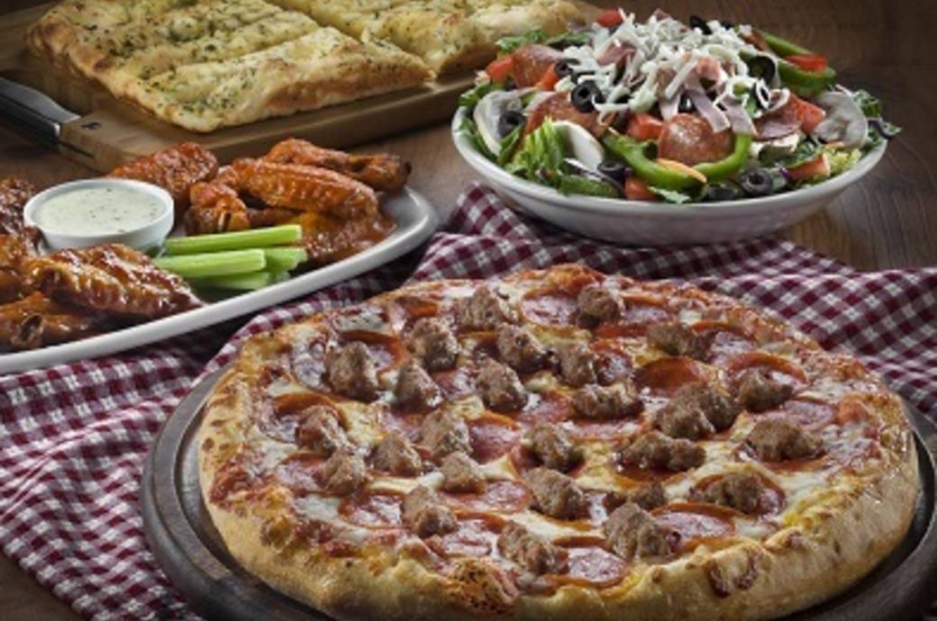 Barro's Pizza in Chandler, AZ award-winning pizza, pasta and salads