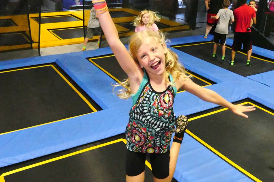 Uptown Jungle Fun Park - Trampoline