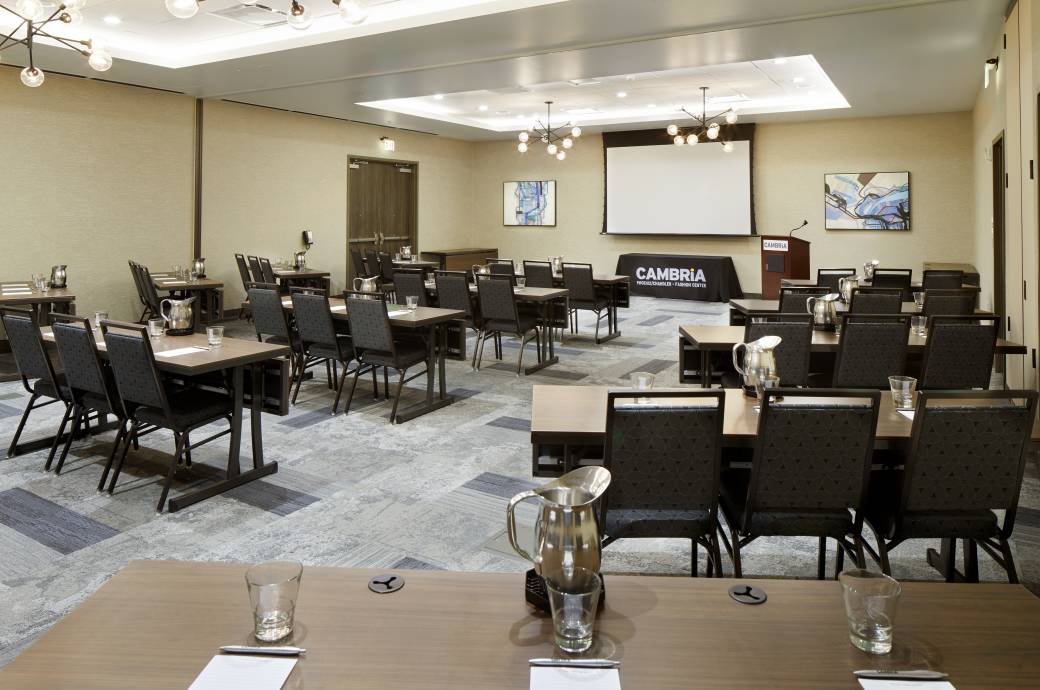 Cambria Hotel Phoenix Chandler Fashion Center - Meeting Room