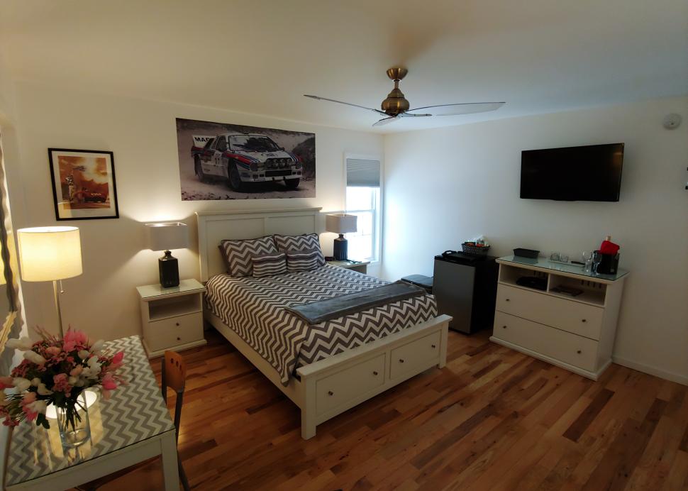 Queen suite