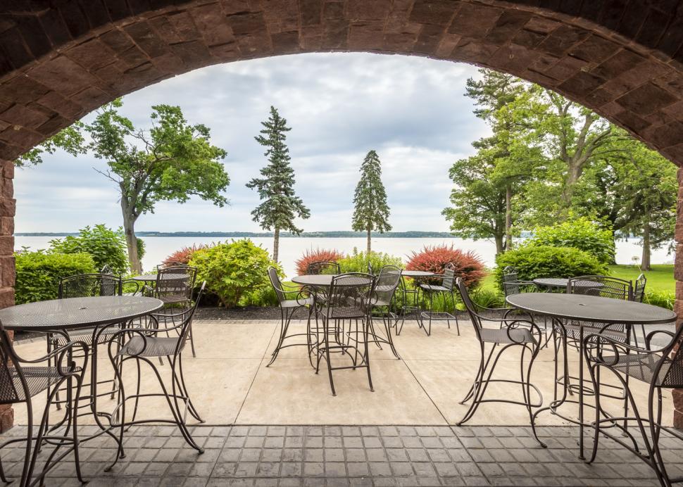 Back patio of Stonecutter's Tavern