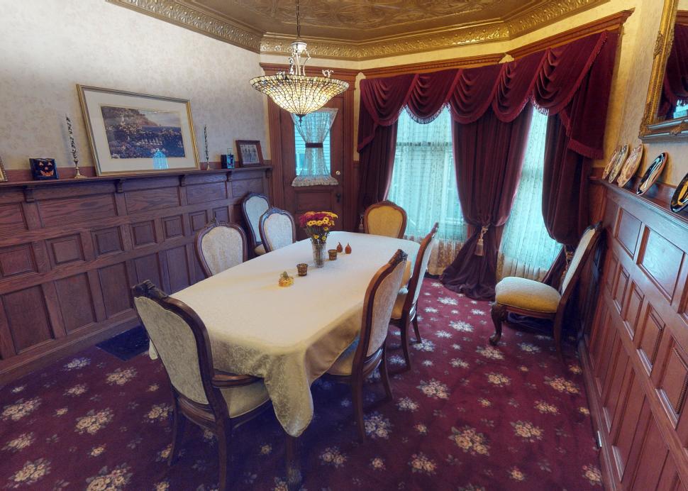 Interior of the eating area at Bella Rose Bed and Breakfast
