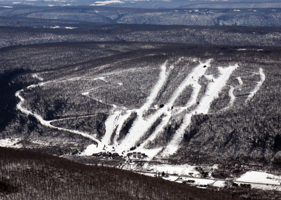 Bristol-Mountain-Canandaigua-aerial-view-of-trails