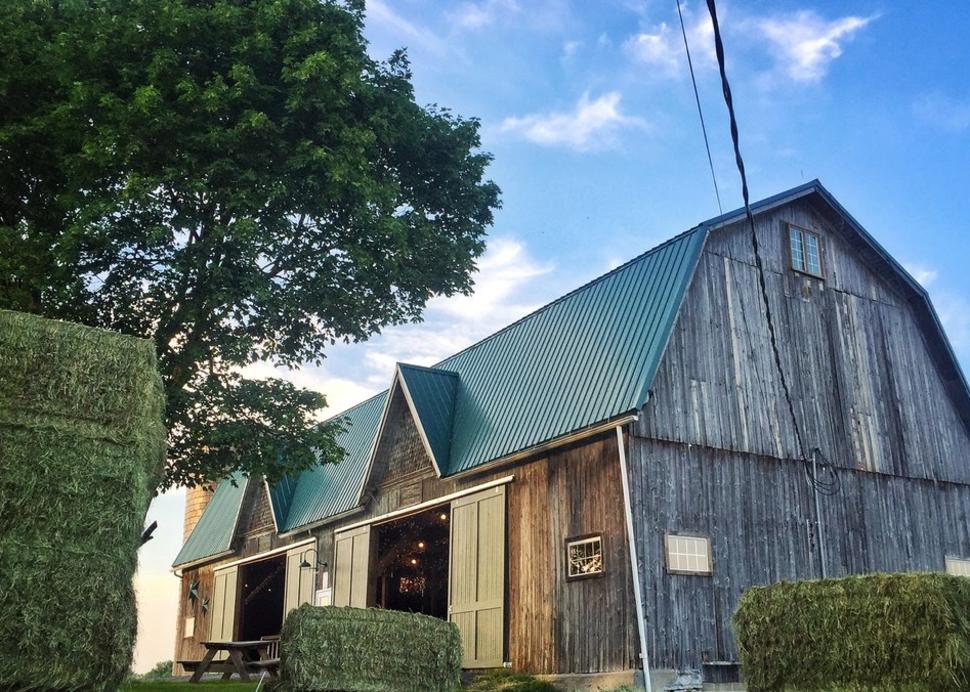 Tasting Barn Summer Evening