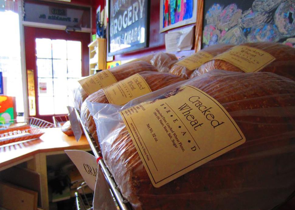 Glen_Mountain_Market_Bread
