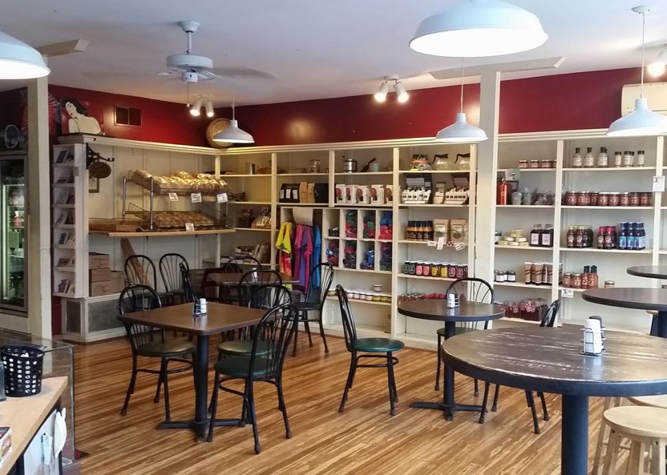Glen_Mountain_Market_Inside