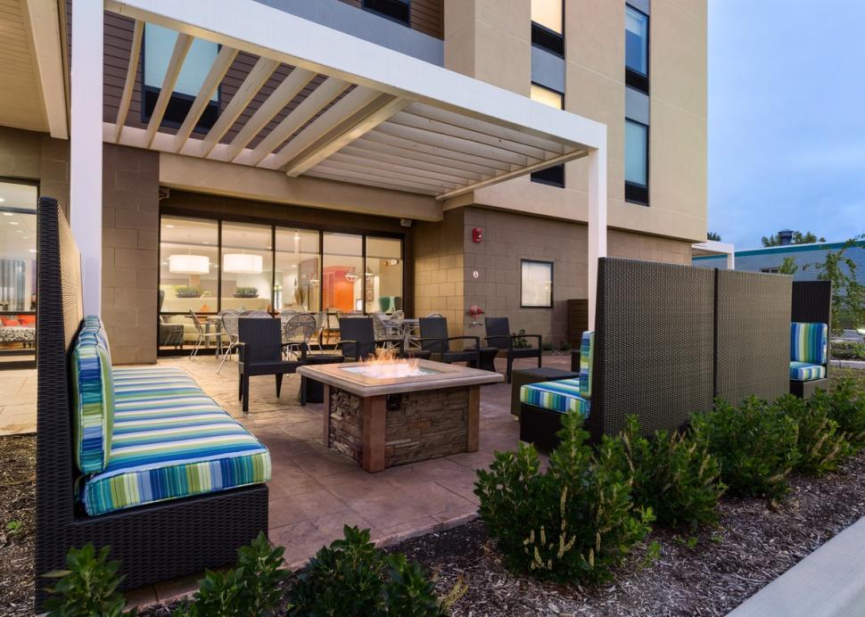 Outdoor Area with Firepit