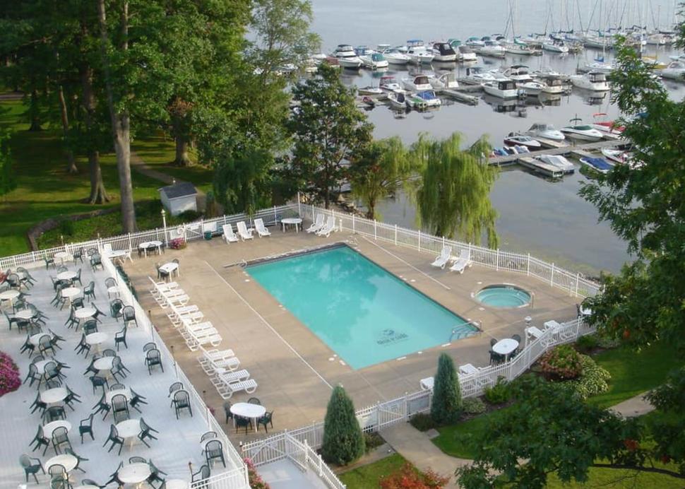 Oak Park Inn 3