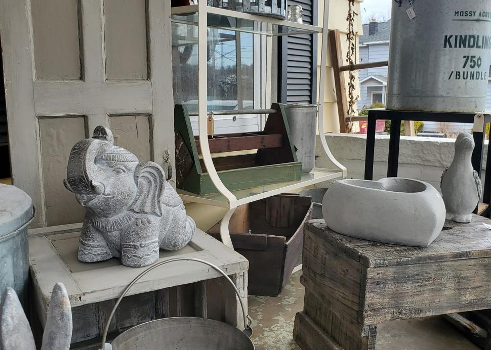 Sweet Salvage Gift Shop & Antiques