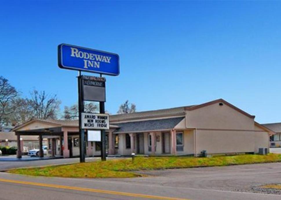 Rodeway Inn & Suites