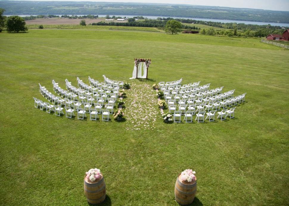 Sprawling lawn perfect for weddings