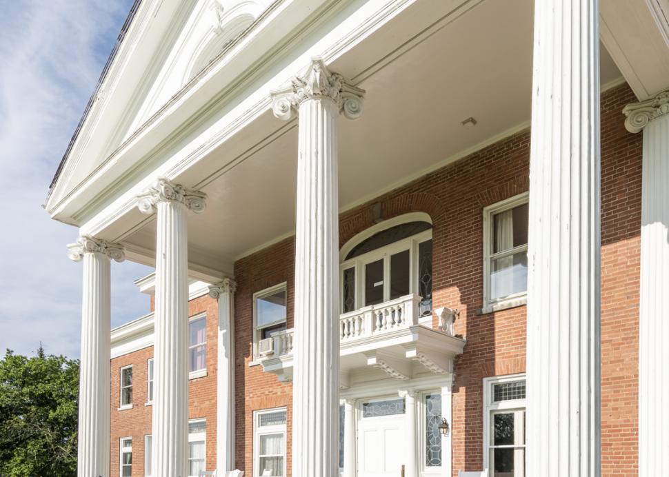 White Springs Manor porch