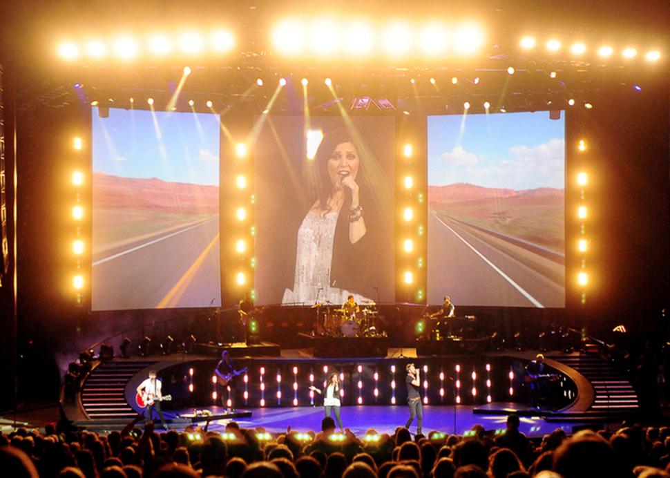 cmac-canandaigua-view-of-stage-live-show