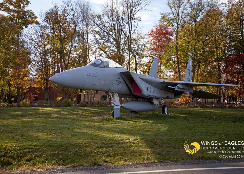 F15