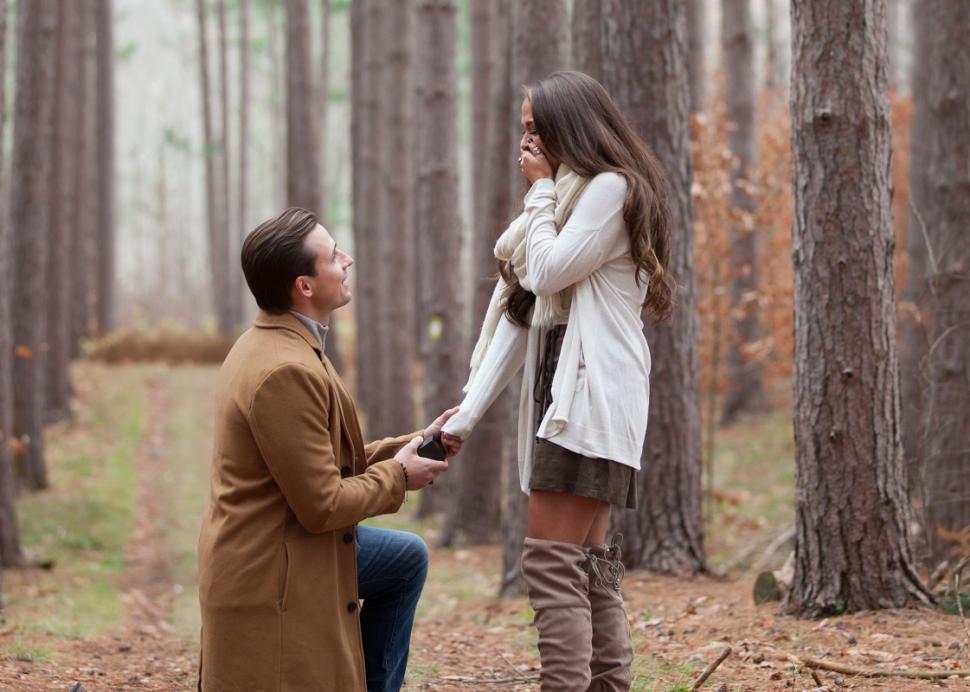 Man proposes in the woods at the Cummings Nature Center