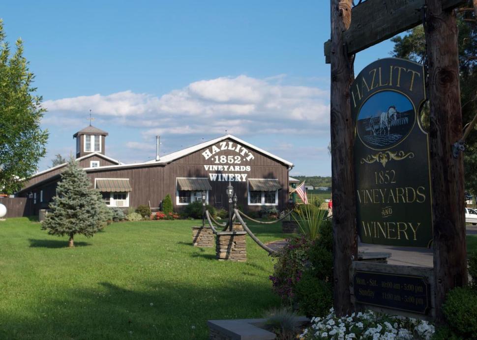Hazlitt 1852 Vineyards