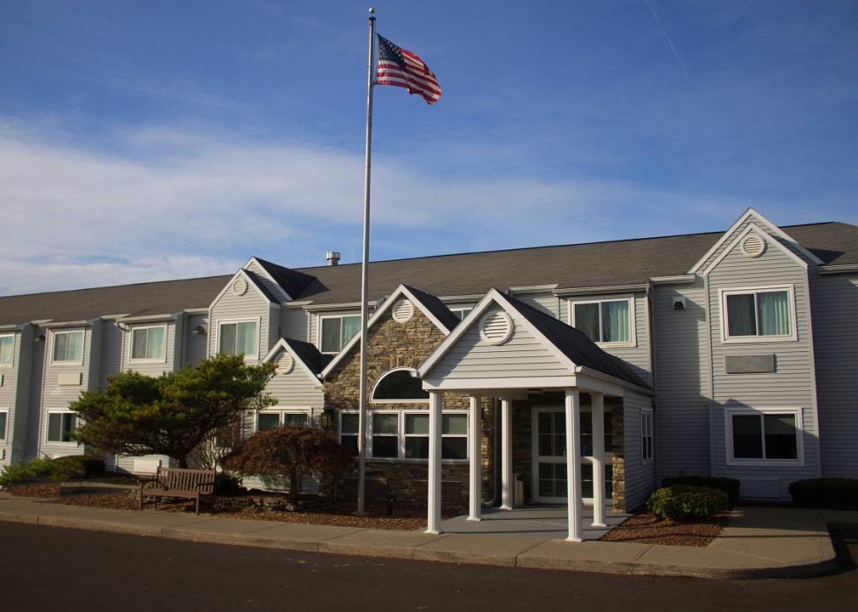 Exterior of Microtel in Victor