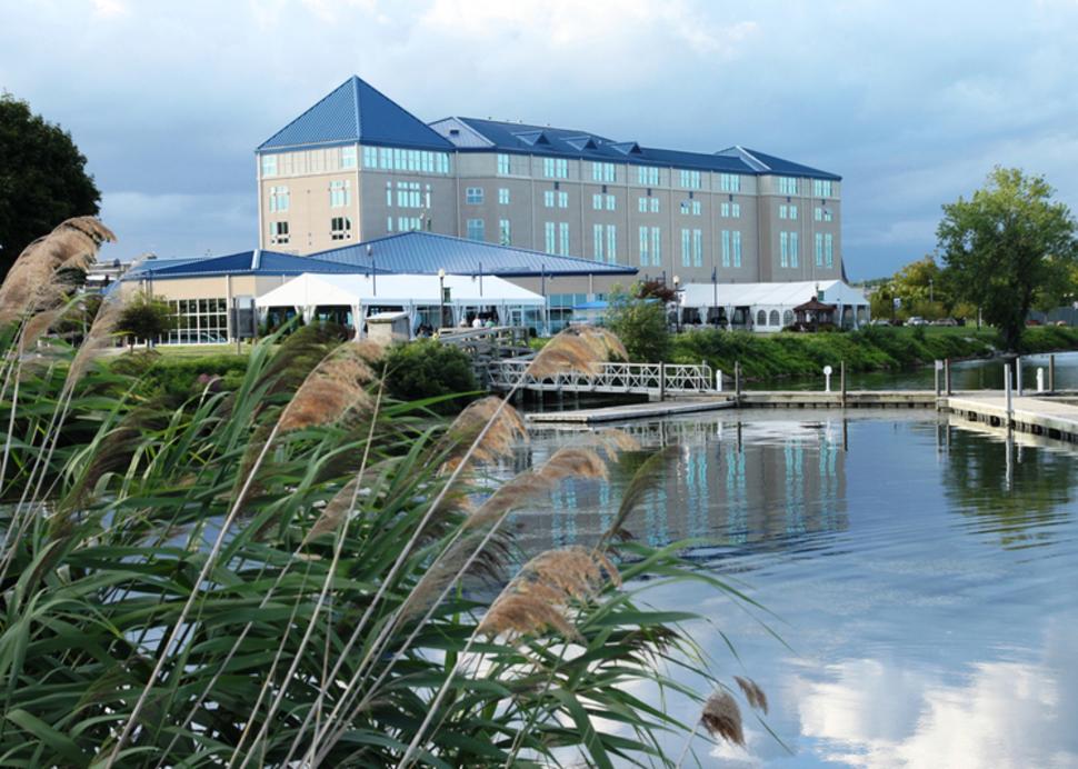 ramada-geneva-building-lakeview